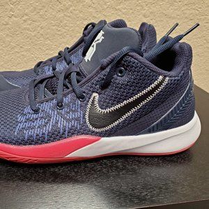 Nike Kyrie Flytrap II Basketball Sz7